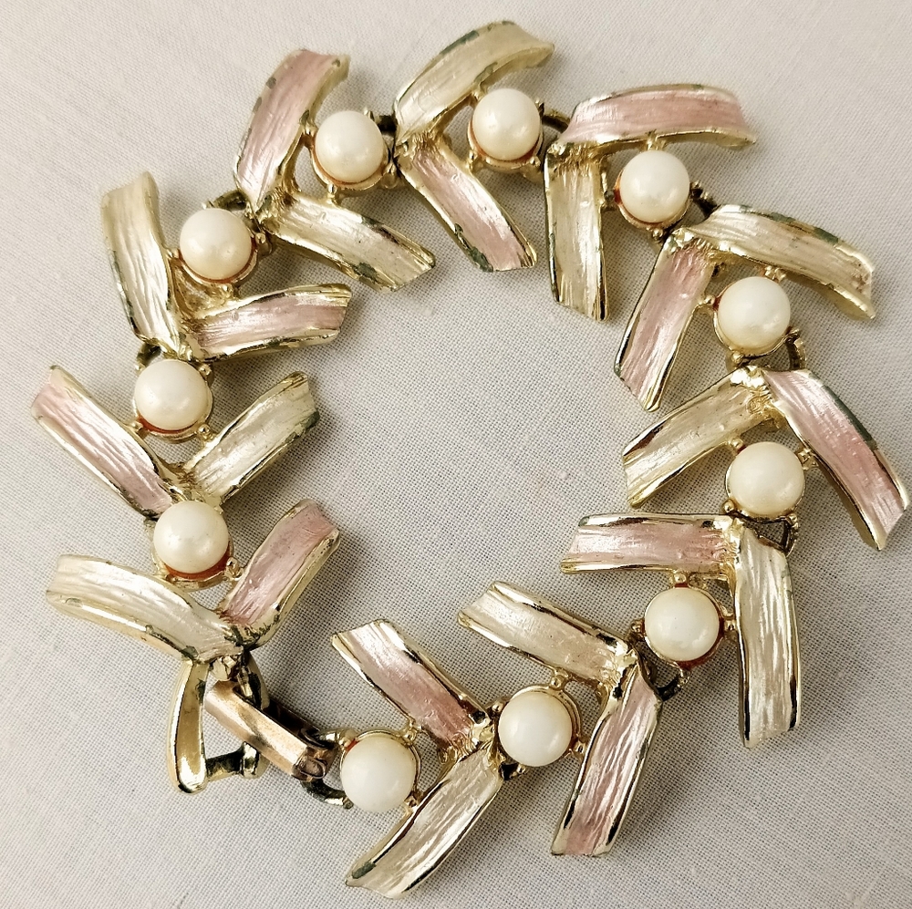 Judy Lee Pink & White Ribbon Gold Tone with Faux Pearls Bracelet Vintage
